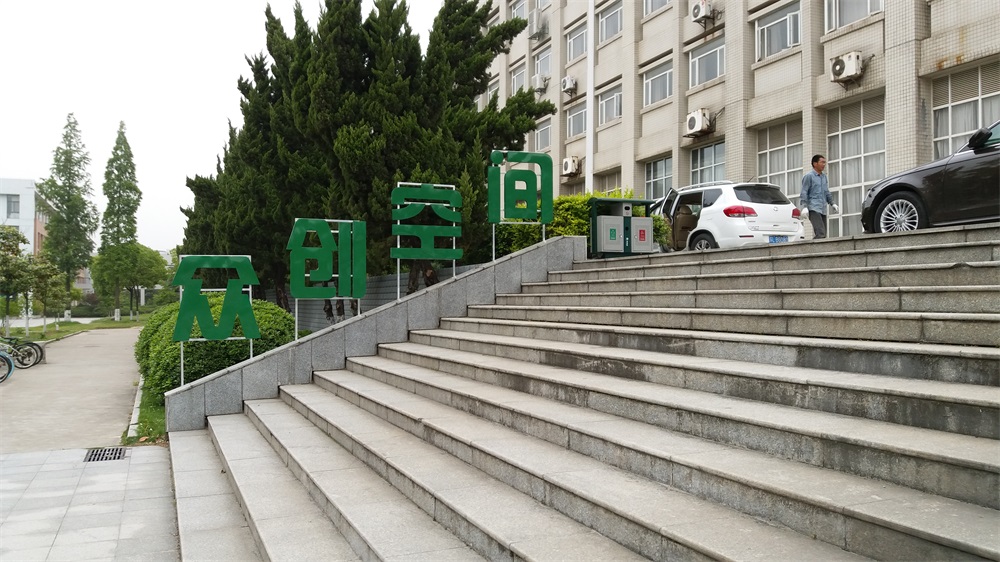 �����淢��