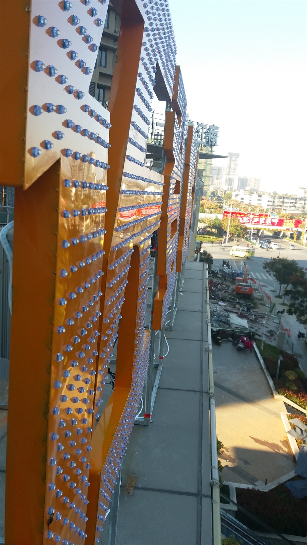 �����淢��